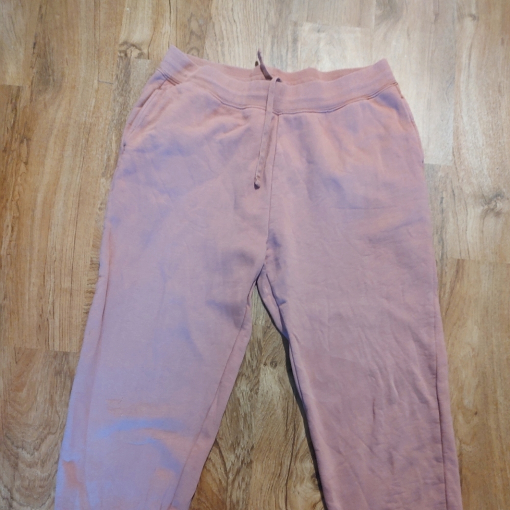 Girlfriend Collective classic jogger.